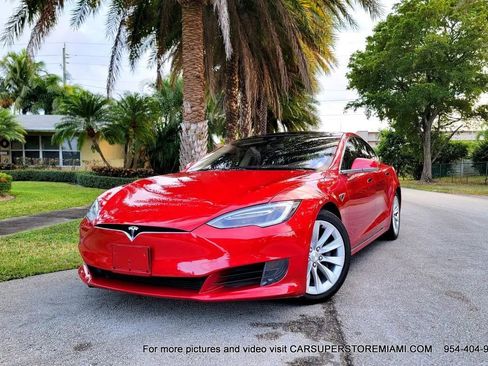 Used 2016 Tesla Model S 70D AWD/4WD image 4