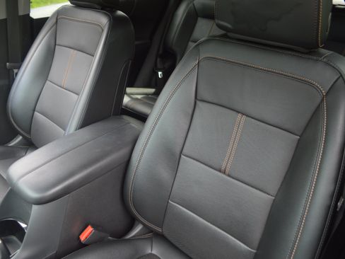 Used 2024 Chevrolet Equinox Premier AWD/4WD image 29