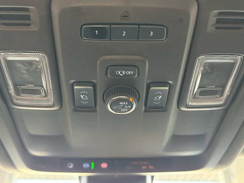 Used 2021 Chevrolet Tahoe Z71 w/ Z71 Off-Road Package image 52