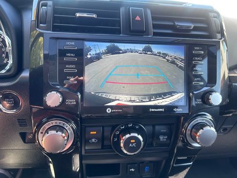 Certified 2023 Toyota 4Runner TRD Off-Road Premium w/ Moonroof Package AWD/4WD image 24