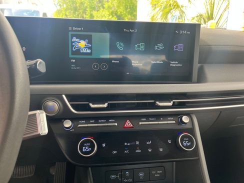 Used 2025 Hyundai Sonata SEL image 17