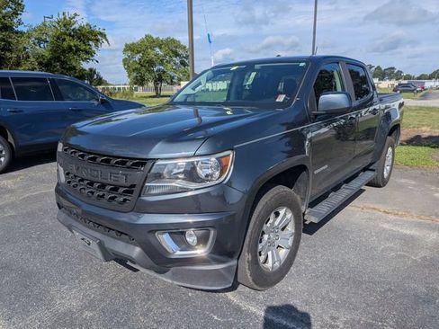 Used 2020 Chevrolet Colorado LT w/ LT Convenience Package AWD/4WD image 3