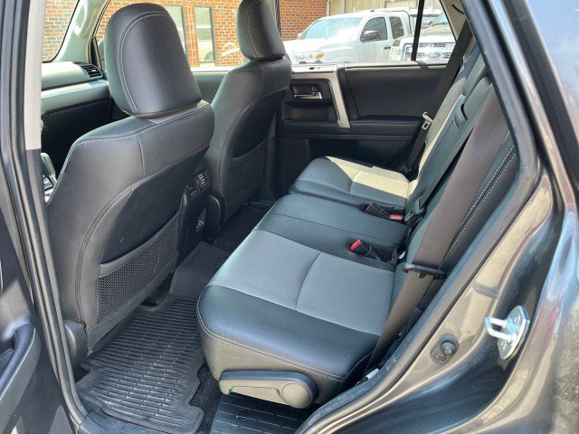 Used 2021 Toyota 4Runner SR5 Premium w/ Moonroof Package AWD/4WD image 15