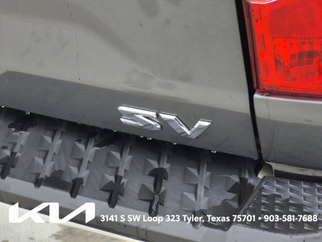 Used 2017 Nissan Titan SV RWD image 6