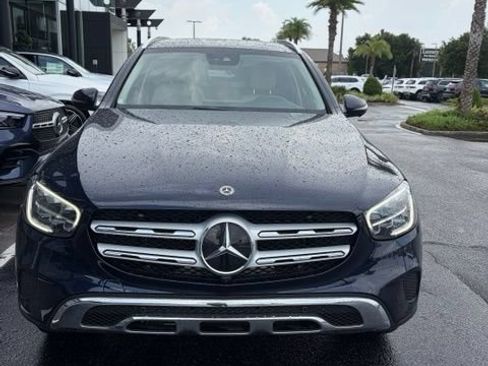 Used 2022 Mercedes-Benz GLC 300 w/ Premium Package Lite image 2