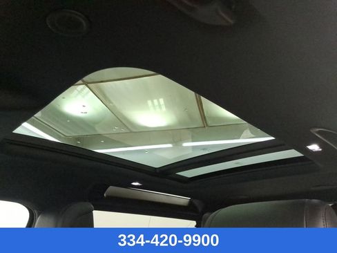 Used 2023 Land Rover Defender 90 X image 17