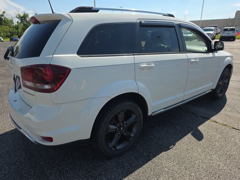 Used 2019 Dodge Journey Crossroad FWD image 4