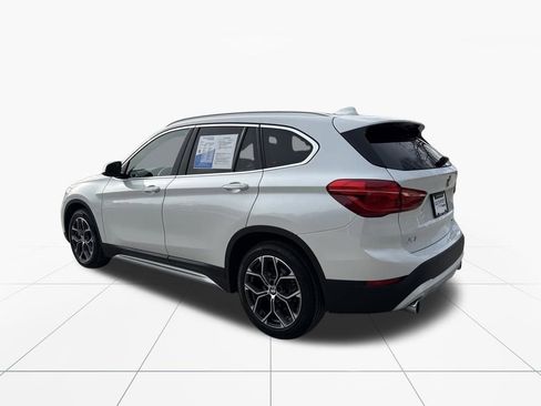 Used 2021 BMW X1 sDrive28i image 6
