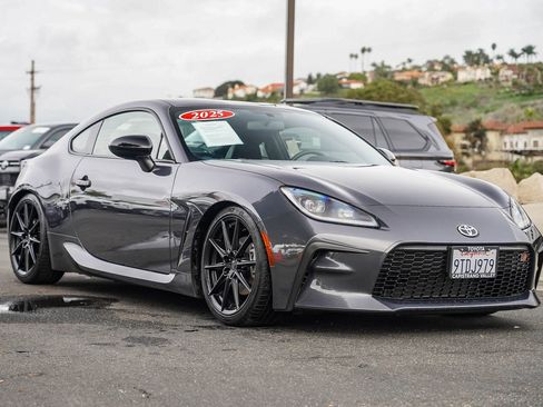 Used 2025 Toyota GR86 Premium w/ ALL Weather Mat Package (TMS) image 5