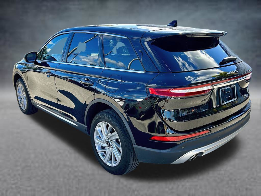 Used 2023 Lincoln Corsair AWD image 7