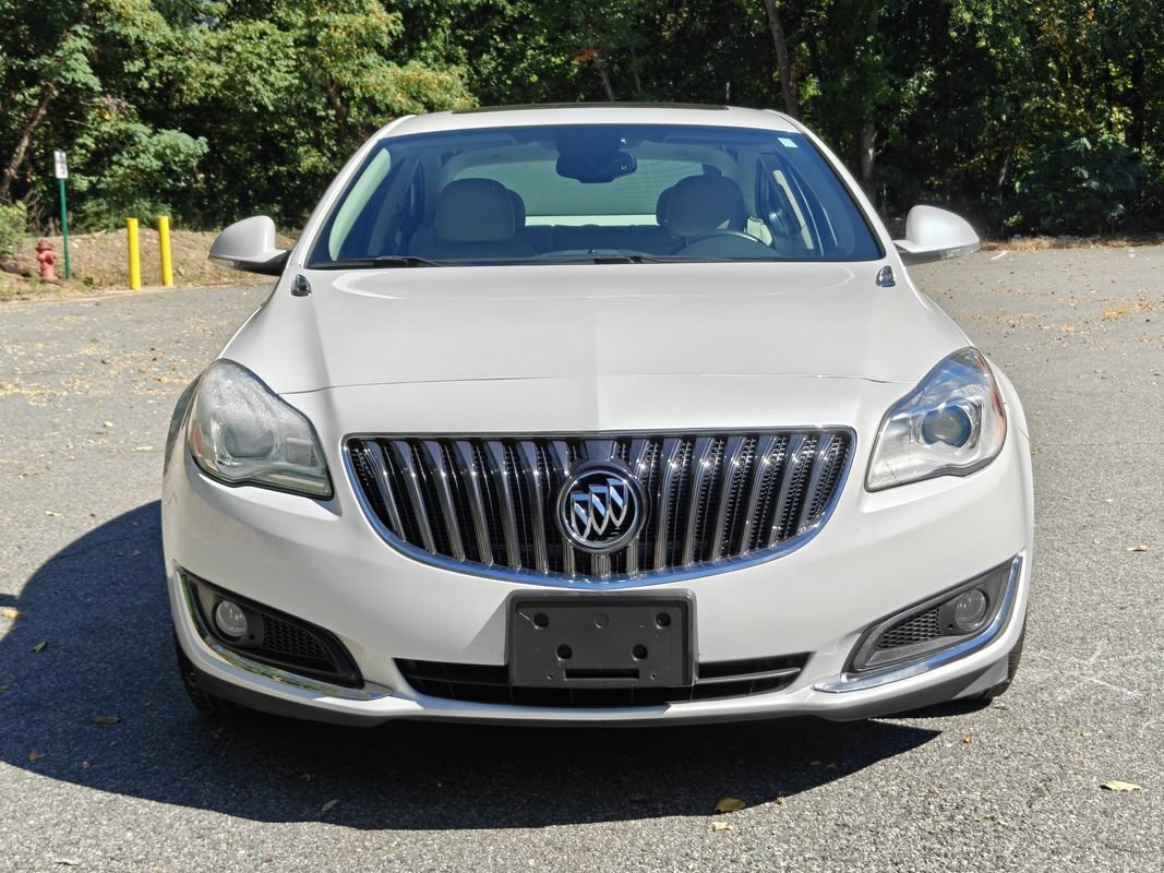 Used 2016 Buick Regal FWD image 8