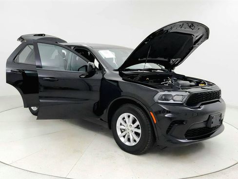 Used 2025 Dodge Durango GT RWD image 12