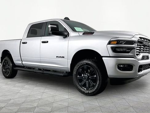 Used 2026 RAM 2500 Big Horn AWD/4WD image 3