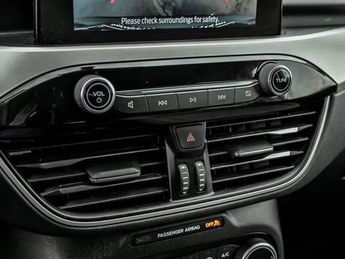 Used 2022 Ford Escape SE w/ Convenience Package image 23