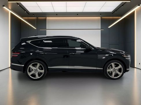 Certified 2024 Genesis GV80 3.5T w/ Prestige Package AWD/4WD image 8