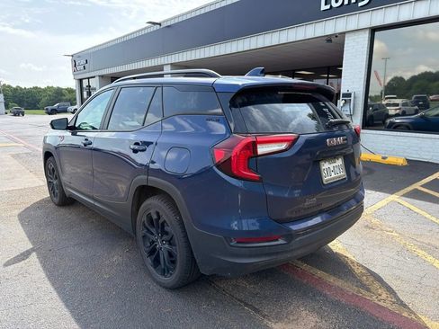 Used 2022 GMC Terrain SLE w/ Driver Convenience Package FWD image 7