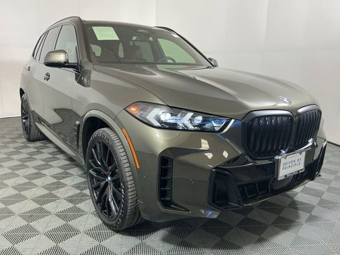 Certified 2026 BMW X5 sDrive40i w/ M Sport Package RWD image 4
