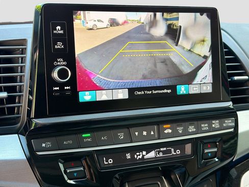 Used 2026 Honda Odyssey Touring image 14