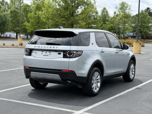 Used 2018 Land Rover Discovery Sport HSE image 7