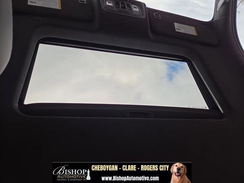Used 2026 GMC Sierra 3500 Denali Ultimate AWD/4WD image 9