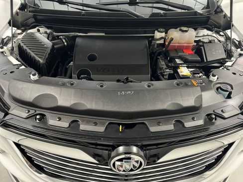 Used 2024 Buick Enclave Premium image 75
