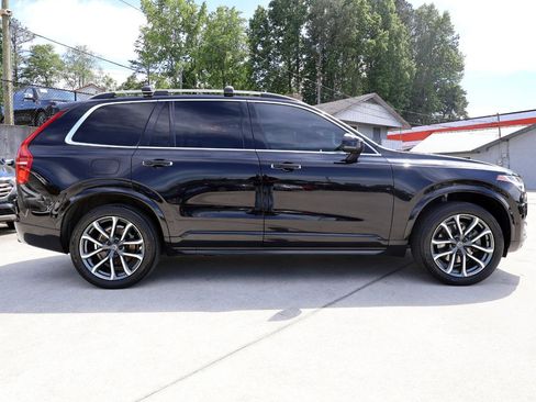 Used 2018 Volvo XC90 T5 Momentum w/ Convenience Package AWD/4WD image 8