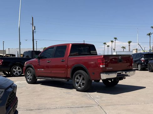 Used 2015 Nissan Titan SV w/ SV Value Truck Package RWD image 9