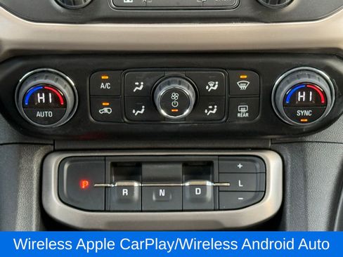 Used 2023 GMC Acadia Denali image 30