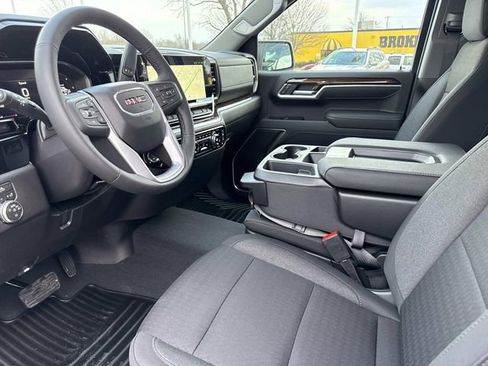 New 2026 GMC Sierra 1500 Elevation w/ X31 Off-Road Package AWD/4WD image 14