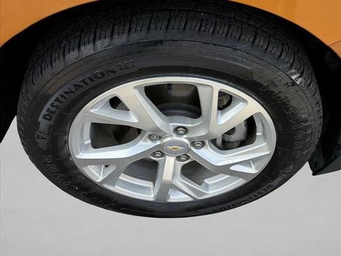 Used 2018 Chevrolet Equinox LT w/ Sun & Infotainment Package image 9