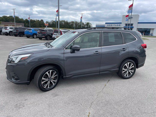 Used 2023 Subaru Forester Limited AWD/4WD image 4