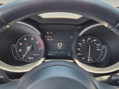 Used 2023 Alfa Romeo Stelvio Veloce AWD/4WD image 7