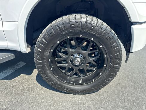 Used 2017 Ford F150 XLT w/ Equipment Group 301A Mid AWD/4WD image 17