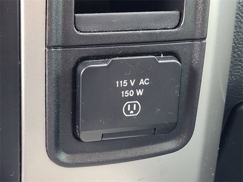 Used 2017 RAM 1500 Big Horn image 13