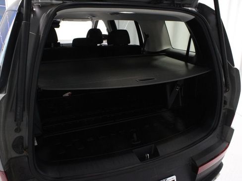 Used 2025 Hyundai Santa Fe SE AWD/4WD image 12