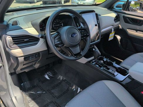 Used 2026 Subaru Forester Premium AWD/4WD image 10