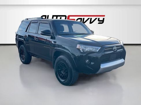 Used 2022 Toyota 4Runner TRD Off-Road Premium AWD/4WD image 1