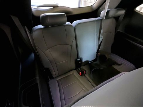 Used 2023 Buick Enclave Essence FWD image 15