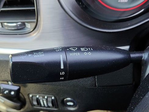 Used 2018 Dodge Charger SXT w/ Blacktop Package image 21