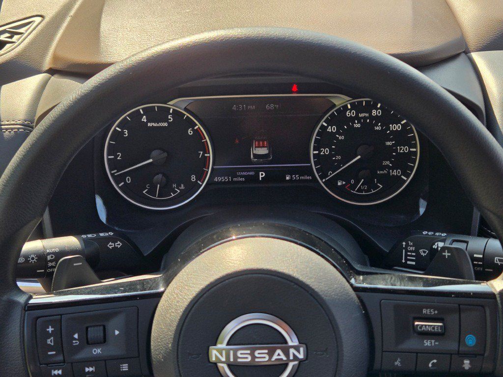 Used 2023 Nissan Rogue SV FWD image 31