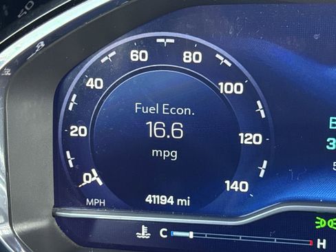 Used 2022 Chevrolet Silverado 1500 LTZ w/ LTZ Premium Package image 11