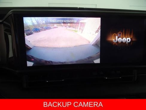 Certified 2025 Jeep Wrangler Unlimited Rubicon 4xe w/ Safety Group AWD/4WD image 14