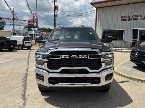 Used 2026 RAM 2500 Big Horn AWD/4WD image 2