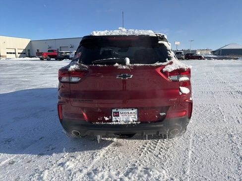 Used 2023 Chevrolet TrailBlazer RS w/ Sun and Liftgate Package image 6