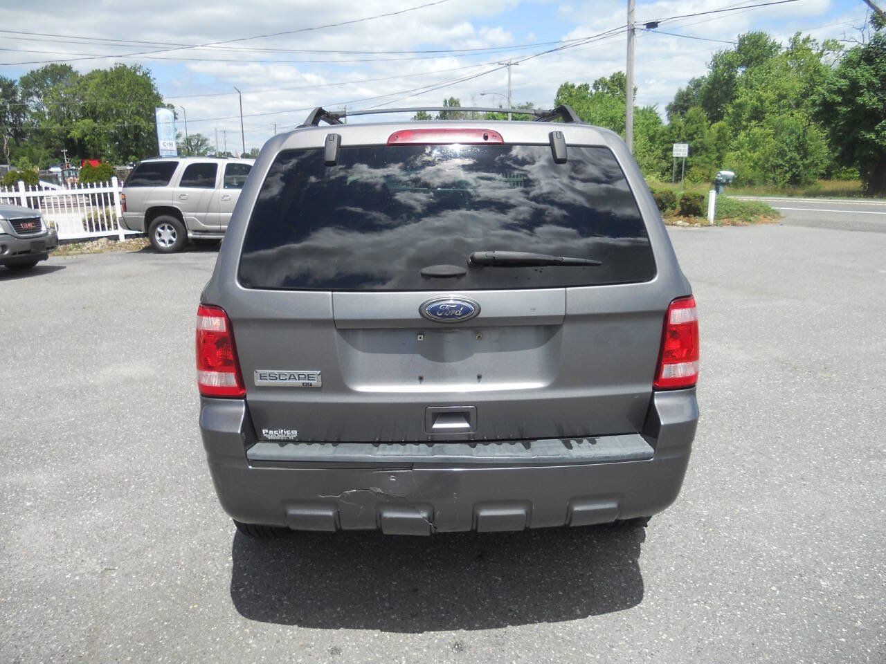 Used 2011 Ford Escape XLT w/ 202A Rapid Spec Order Code FWD image 8