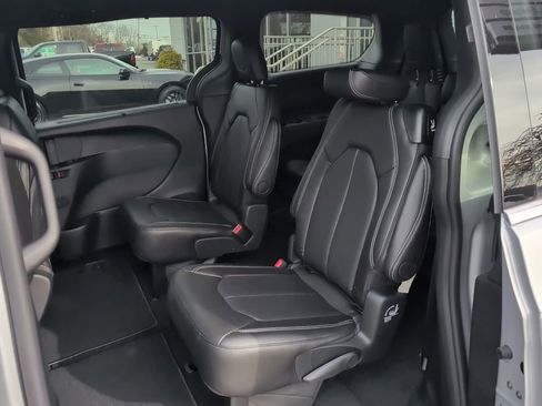 New 2026 Chrysler Voyager LX FWD image 16