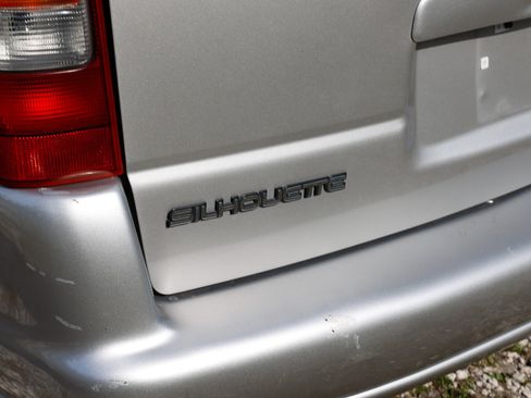 Used 2004 Oldsmobile Silhouette GL image 33