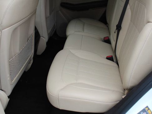 Used 2017 Mercedes-Benz GLE 350 4MATIC image 22