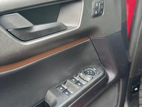 Used 2025 Ford Bronco Sport Outer Banks AWD/4WD image 13