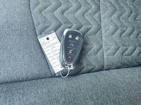 Certified 2024 Chevrolet Equinox LT w/ LPO, Floor Liner Package FWD image 33